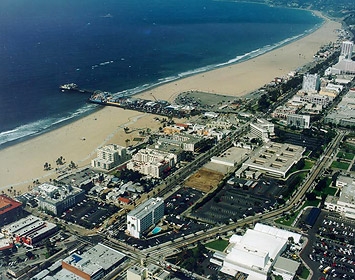 The ciIty of Santa Monica, looking north towards Malibu.