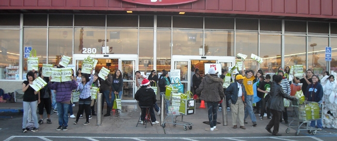 Ralph's on A Day Without a Bag 2010
